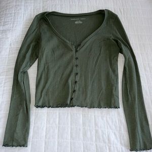 American Eagle olive green button up long sleeve